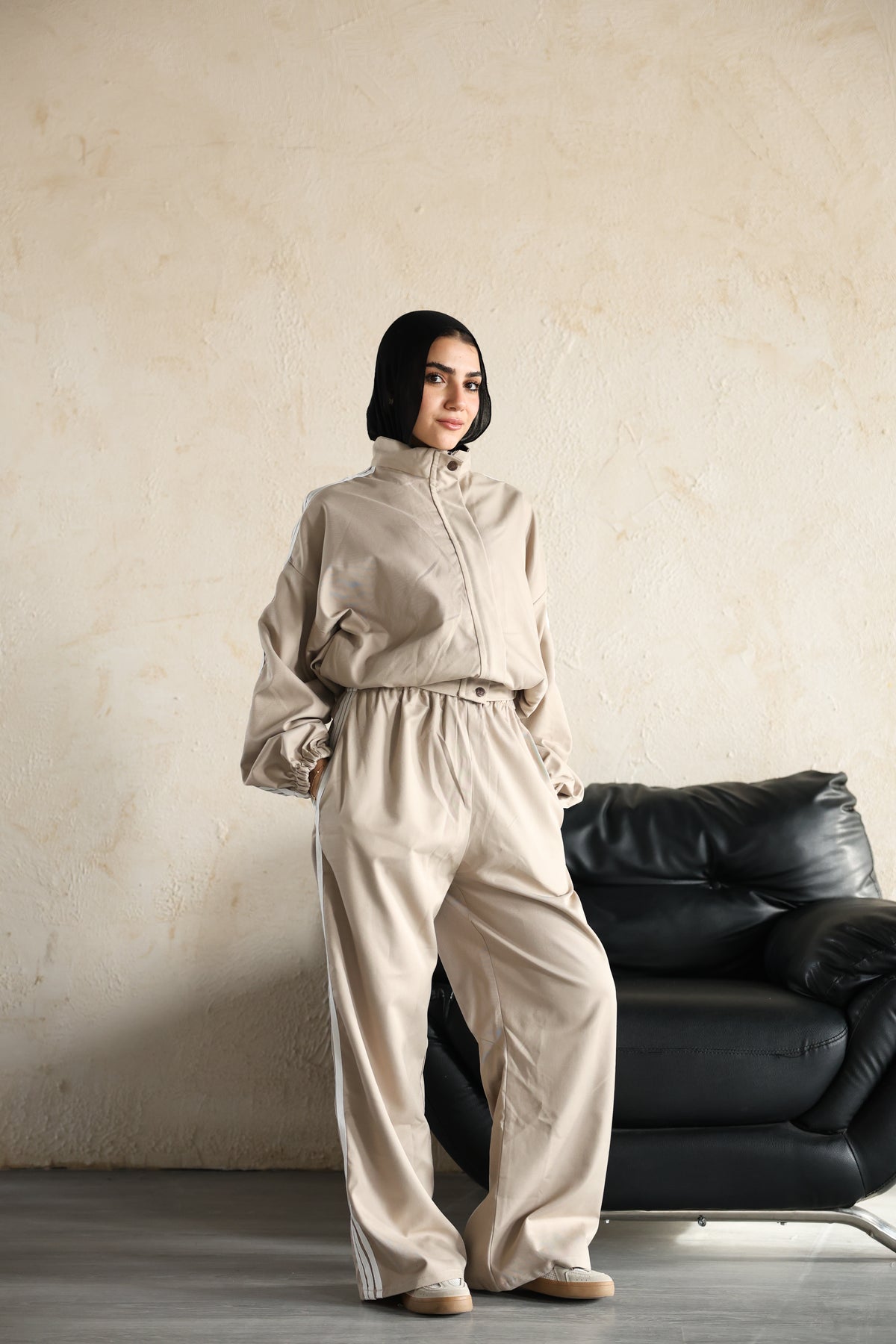 Lines Suit